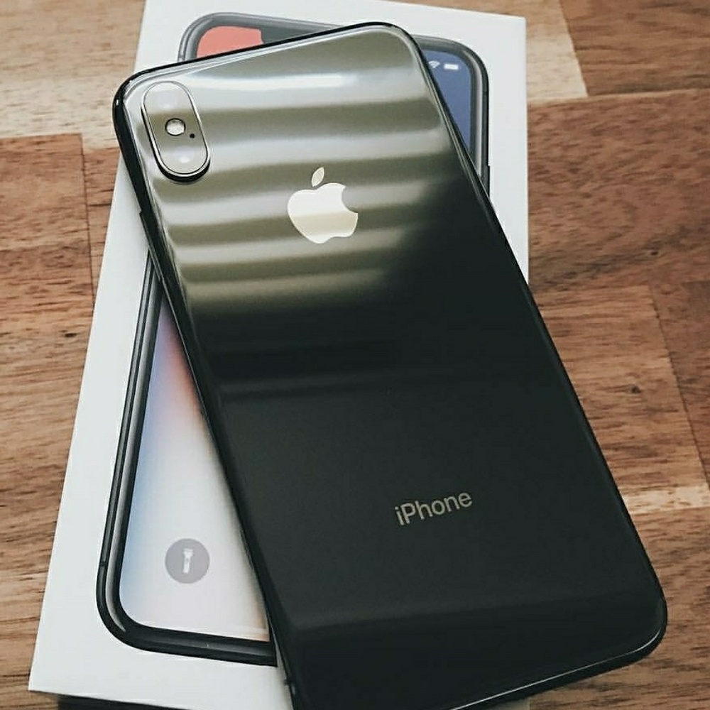 IPHONE X